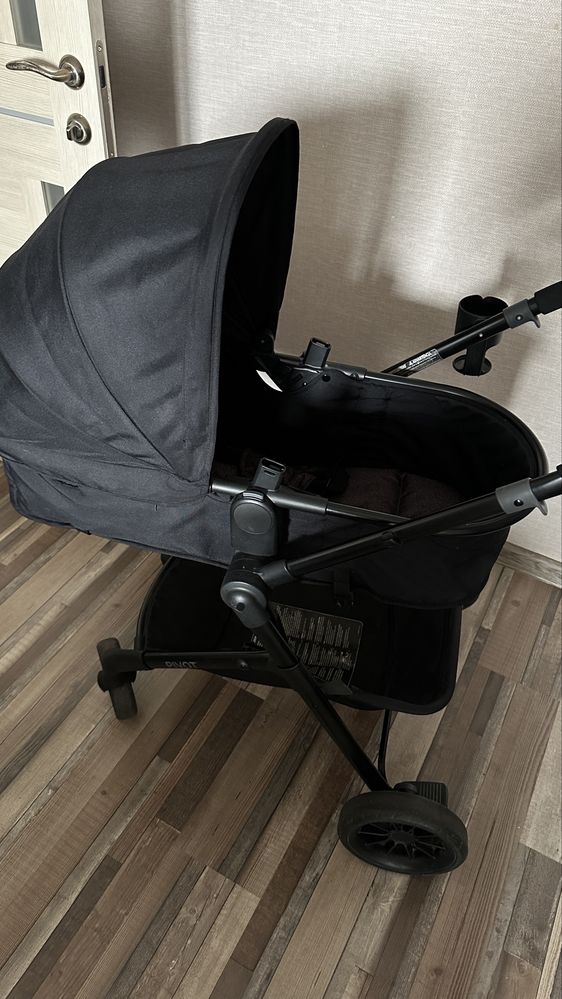 Коляска детская 3 в 1 Evenflo Pivot Modular