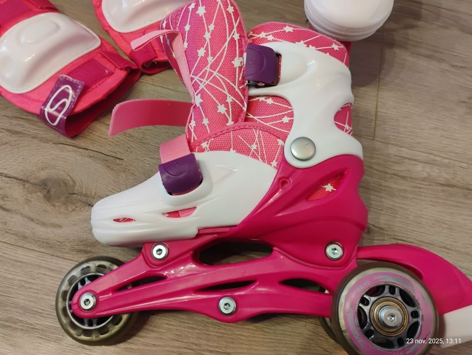 Set complet de role roz ferite mărimeajustabila  26  - 29 NOU