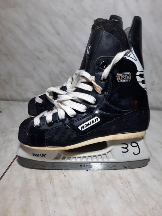 Patine hochei hochey 39 Bauer Impact marime 35-36 ( 23 cm)
