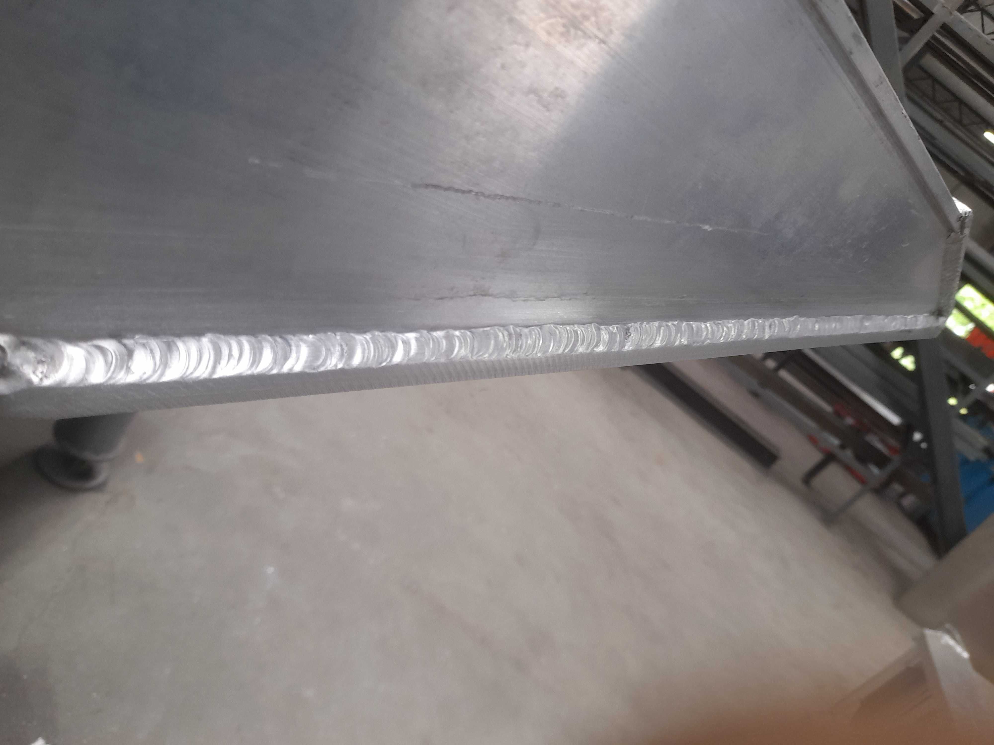 Sudură și reparații prin sudură/ Confecționare piese metalice