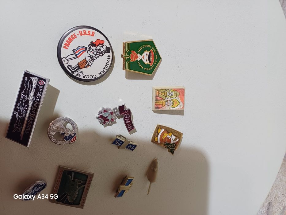 Лот значки стари