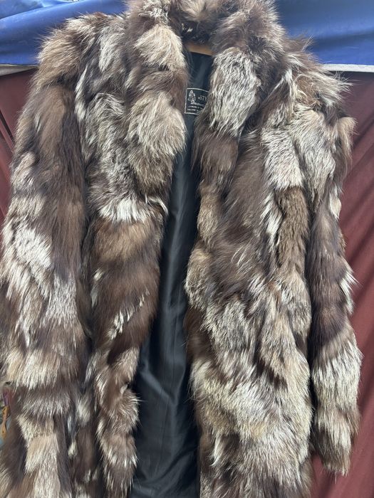 Haina din blana naturala vulpe argintie