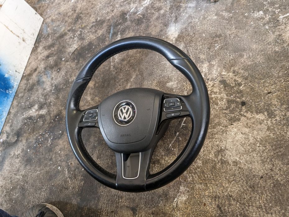 Volan complet cu incalzire airbag vw touareg 7p passat b7 b6 golf 6