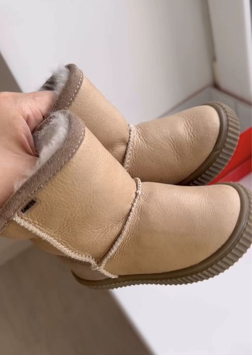 Сапоги-угги Bartek 23размер