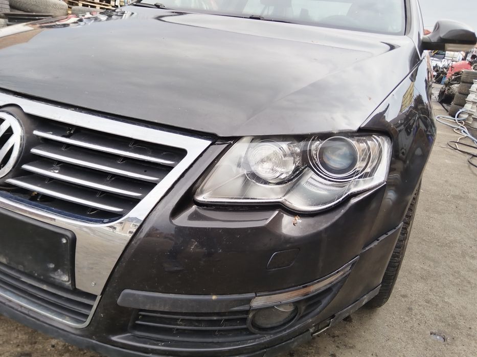 Far/faruri XENON stanga/dreapta Vw Passat B6 an 2005-2010 ( EUROPA )