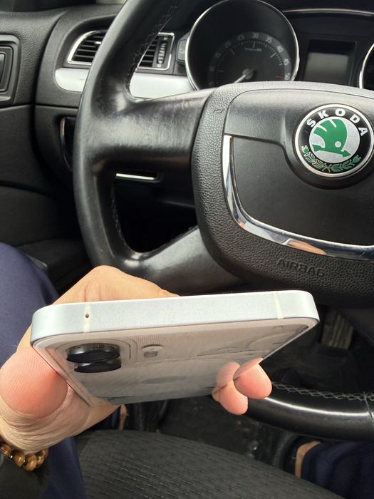 Nothing Phone (2) 256 gb ,12 gb RAM ,5G  white