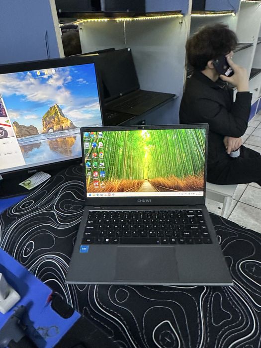 CHUWI N100 ОЗУ-8ГБ ССД-256ГБ емкость 100% в хорошем состоянии