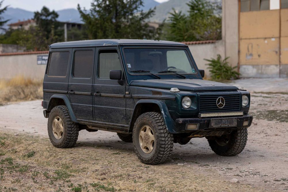 Mercedes-Benz G-class W463 3.2 Бензин 1995г на ЧАСТИ
