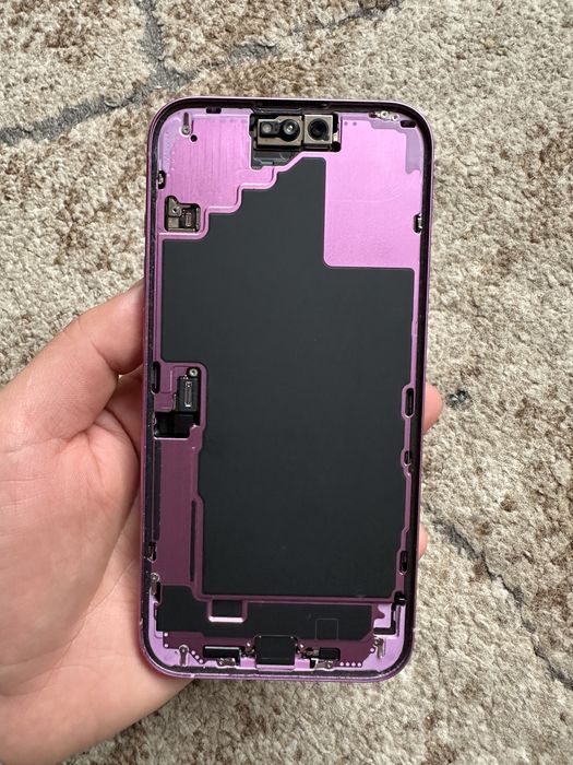 Mijloc complet iPhone 16 Plus Pink, fara ecran