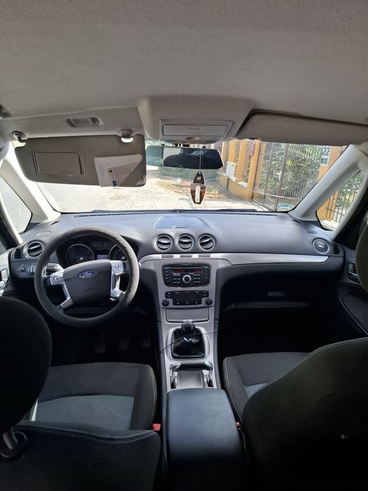 Ford galaxy 2011