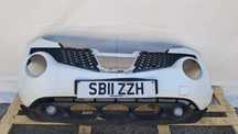 bara fata Nissan Juke an 2011