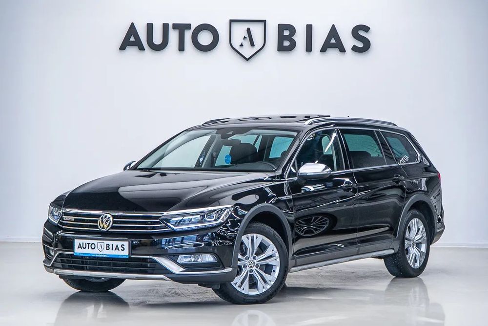 Volkswagen Passat Alltrack Led/Acc/AirCare/CarPlay/Trapa/Navi/Leasing - Rate FARA AVANS