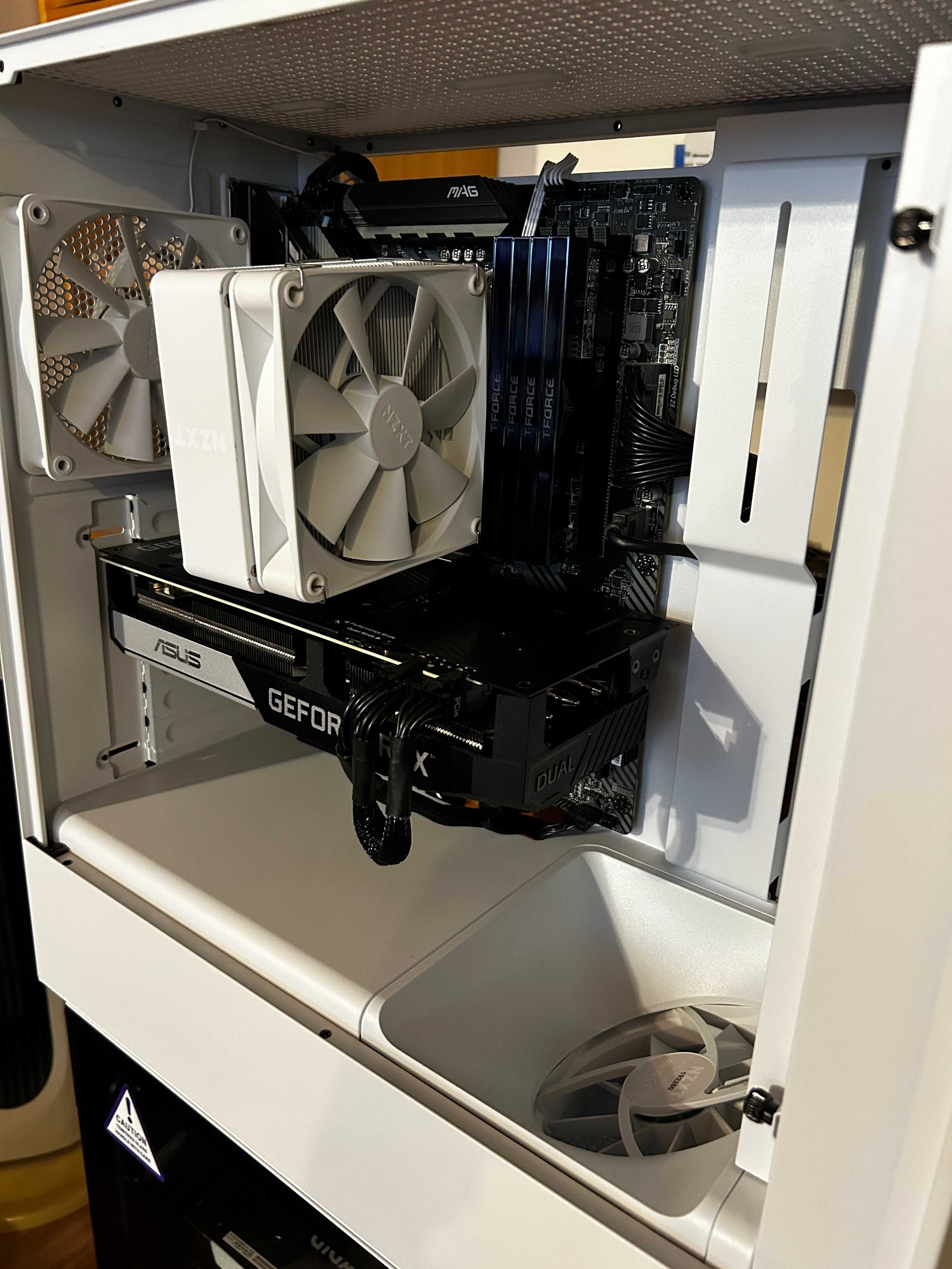 Геймърски Ryzen 5 5600X/RТX 3070 OC/32gb рам/Nvme 1tb/NZXT Top