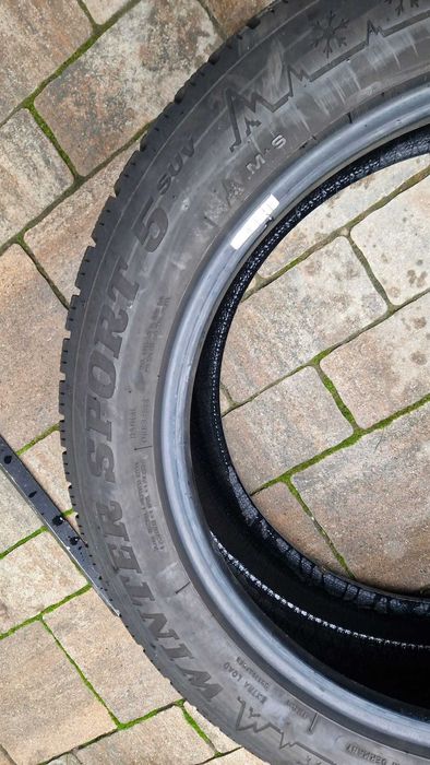 Anvelope iarna 215 55 R 18 Dunlop