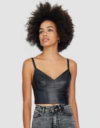 Top piele Stradivarius marime XS