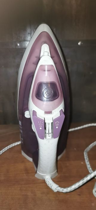 Паровой утюг Elenberg