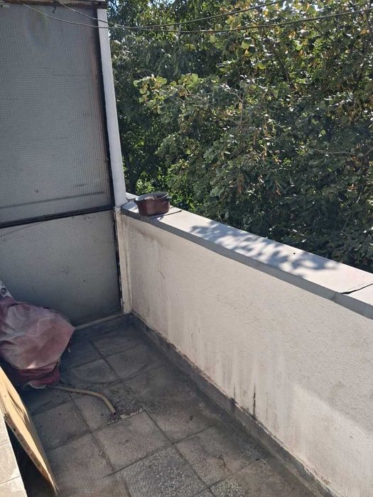 Голям 2-стаен монолит Кършияка - Панаира