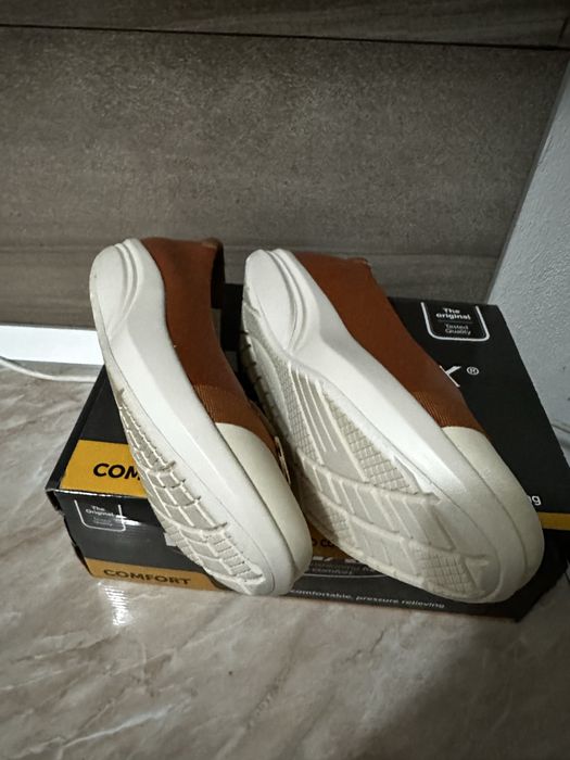 Pantofi piele  nr 40