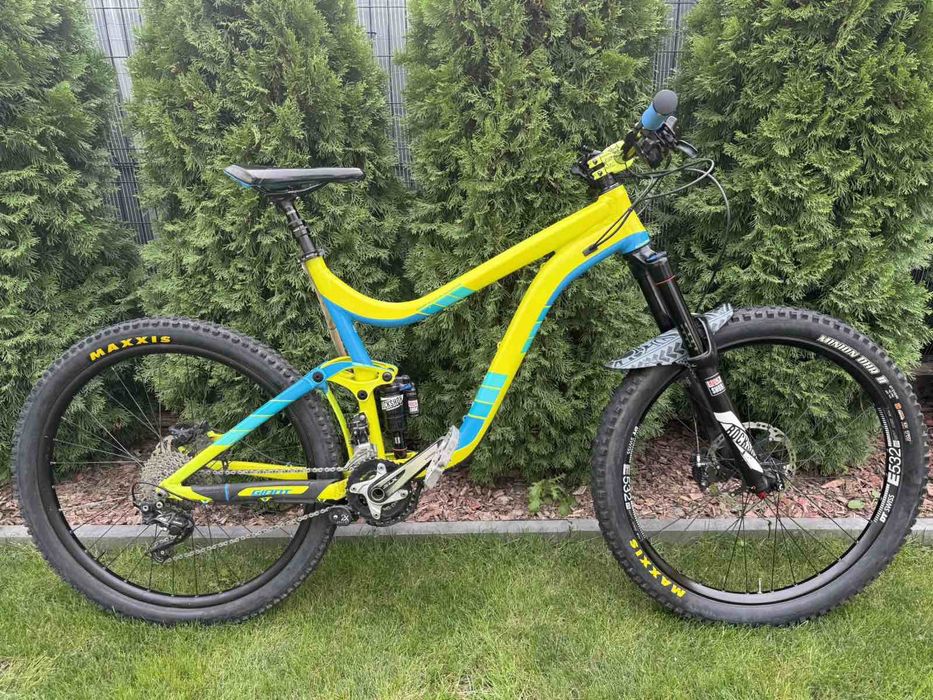 Планински велосипед Мекица GIANT REIGN за скачане. 27,5/L