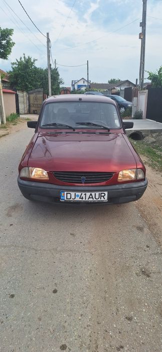 Vand dacia break si dacia berlina
