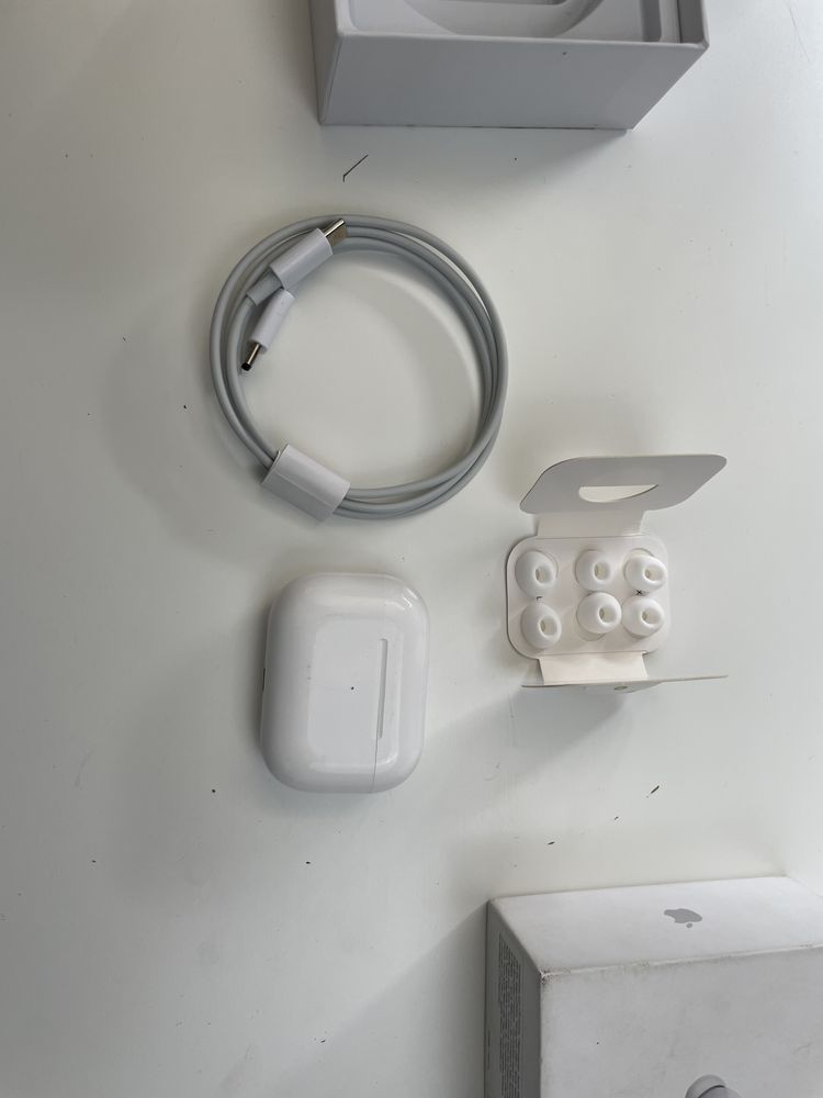 Apple Airpods gen 2 full Box  sau SCHIMB, Astept oferte URGENT !