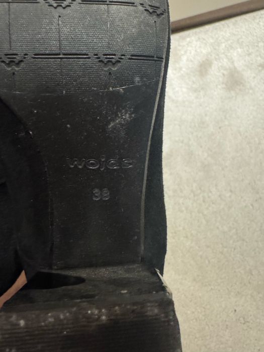 Велурени боти с удобен ток, 38 номер