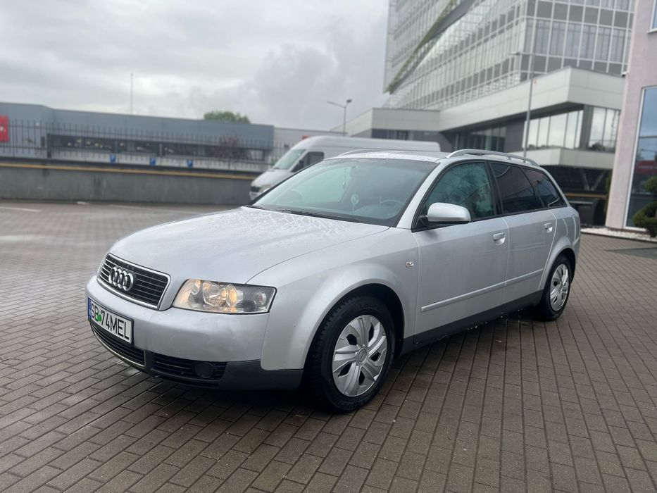 AUDI A4 B6 BREAK 1.6 Benzină