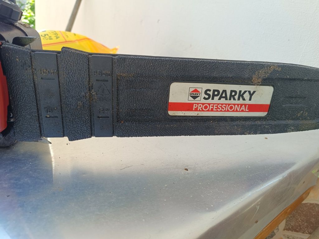 Бензинова резачка Sparky .