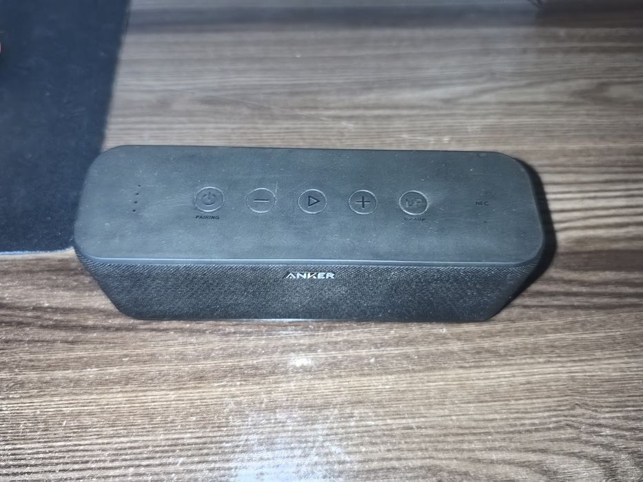 Колонка Anker Soundcore Boost