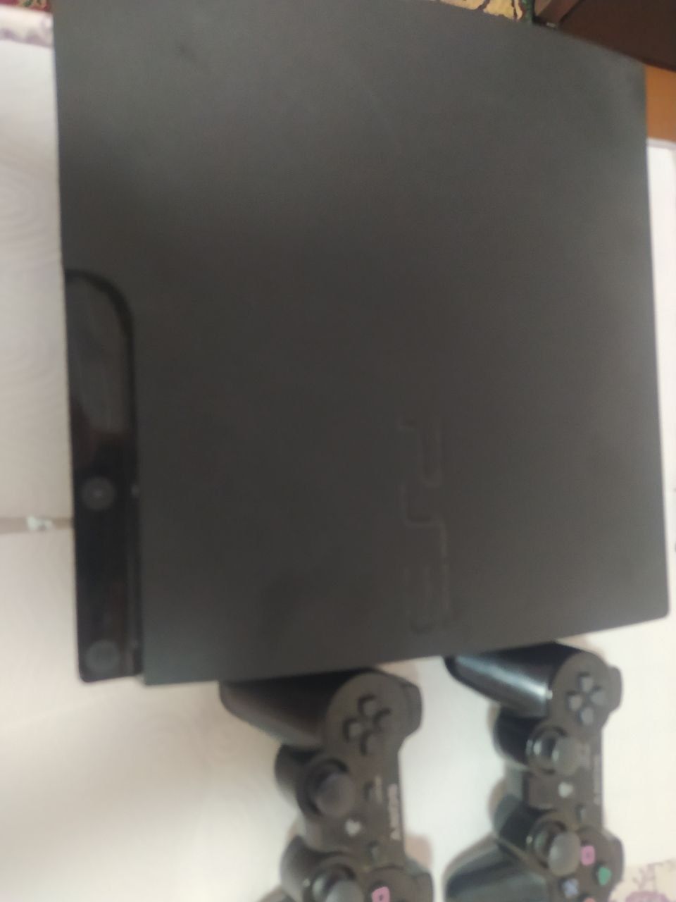Ps3 sotiladi srochno