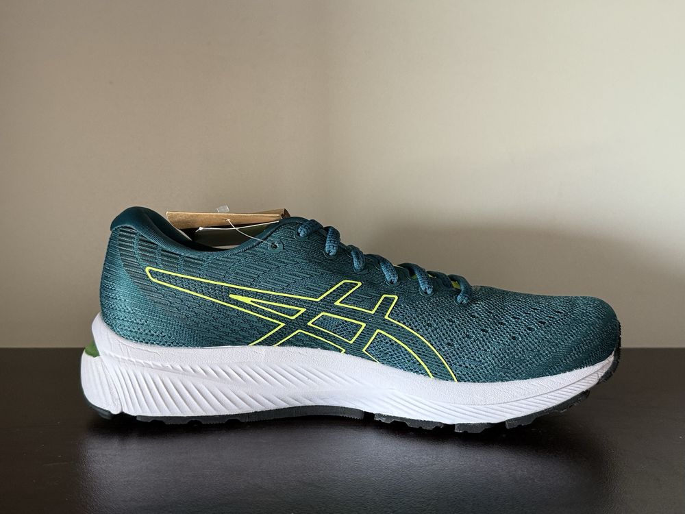 ASICS GEL-CUMULUS 22/ 40номер 25см Стелка Нови с Кутия