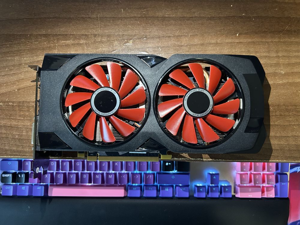 Placa video AMD Radeon XFX RX 570 8GB GDDR5 editia RS OC+