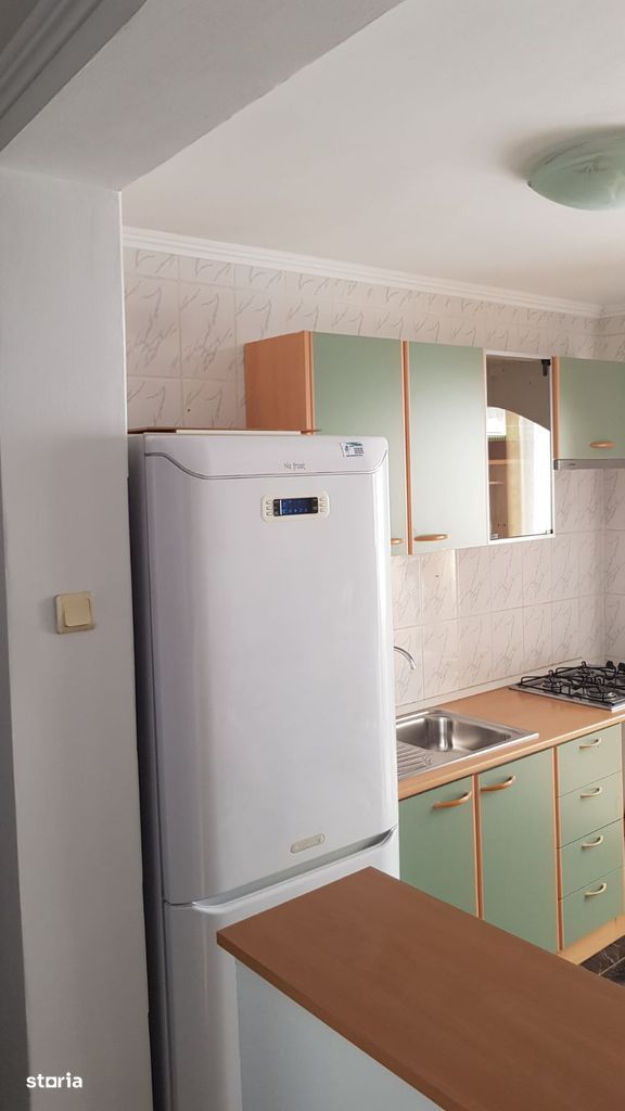 Proprietar, vand ap. 2 cam., decomandat, mobilat si utilat, str. Bârcă