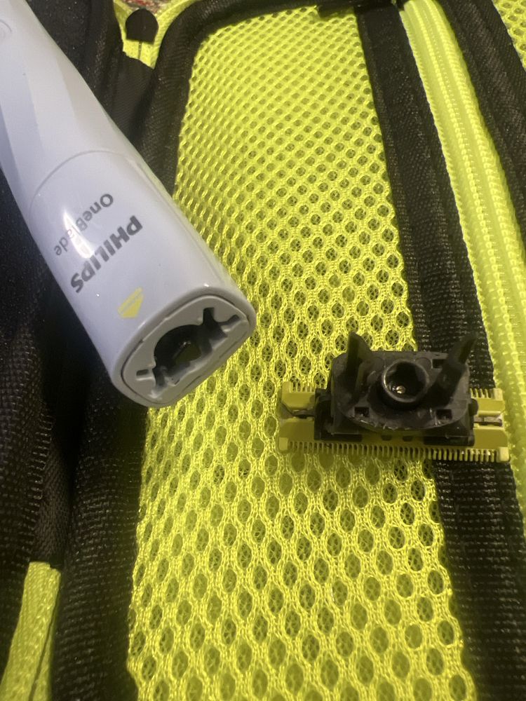 Ново ножче съвместимо с one blade на самобръсначки philips