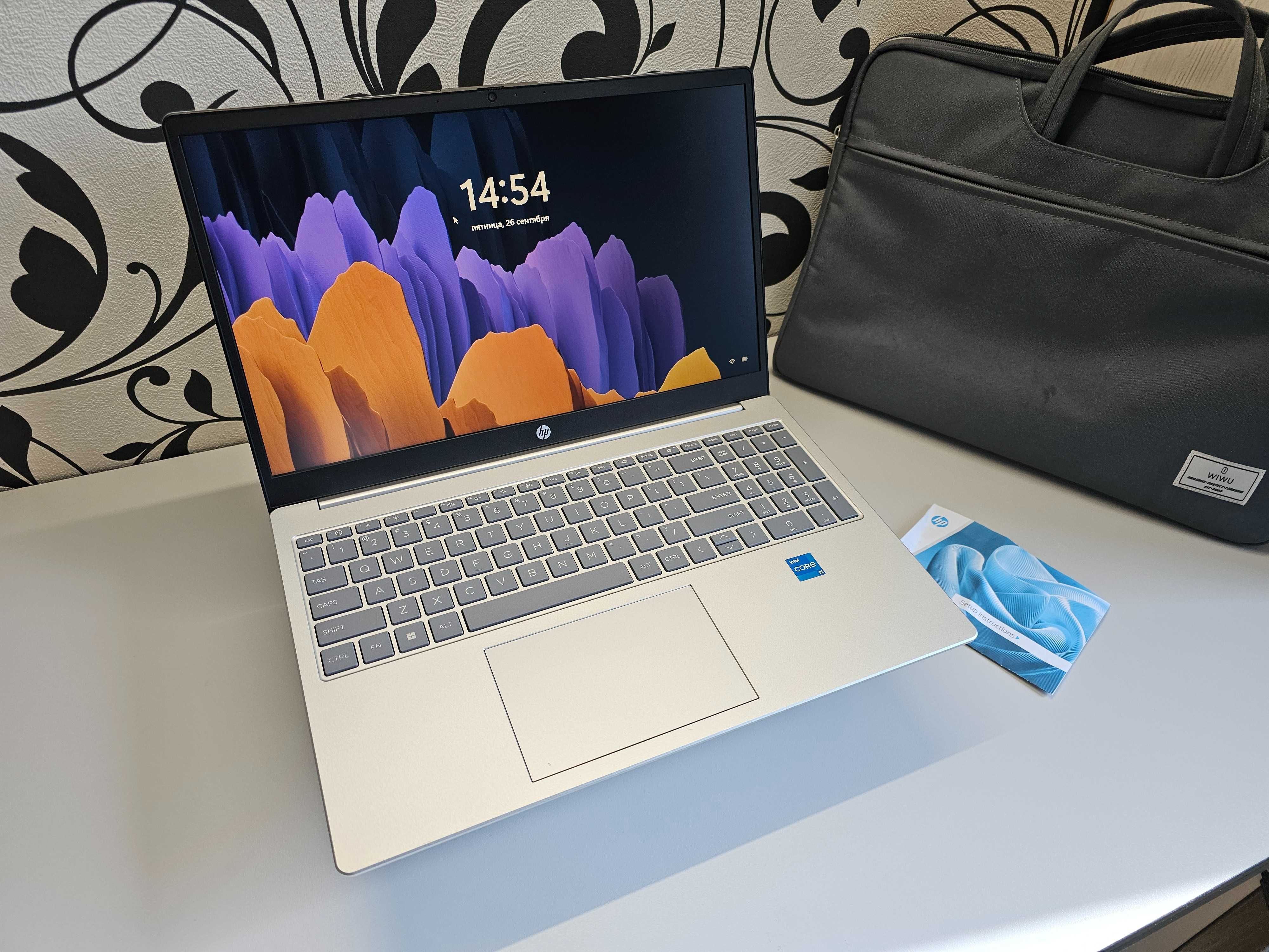ПРОДАМ HP Laptop 15-FD0012NR Мощный Ноутбук Core™i5-1334U 13-ПОКОЛЕНИЯ
