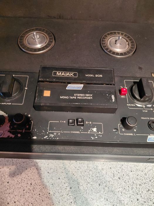 Vand Maiak negociabil