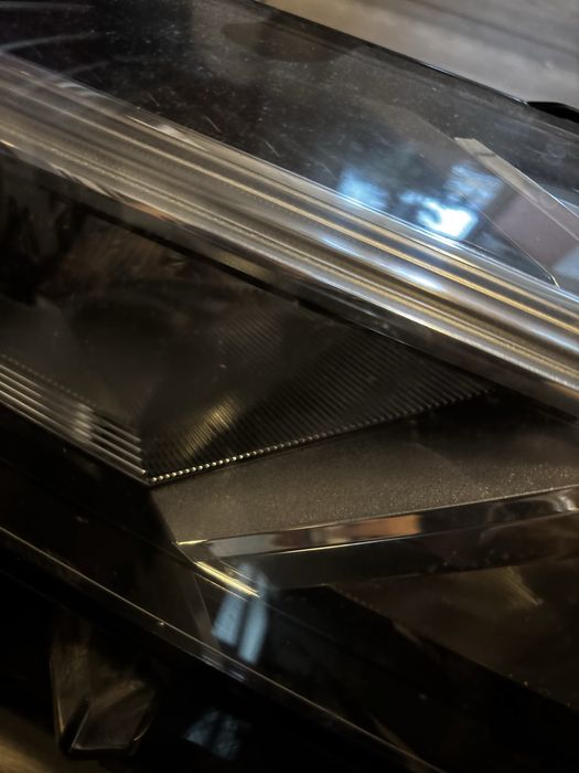 Far dreapta Dacia Logan III