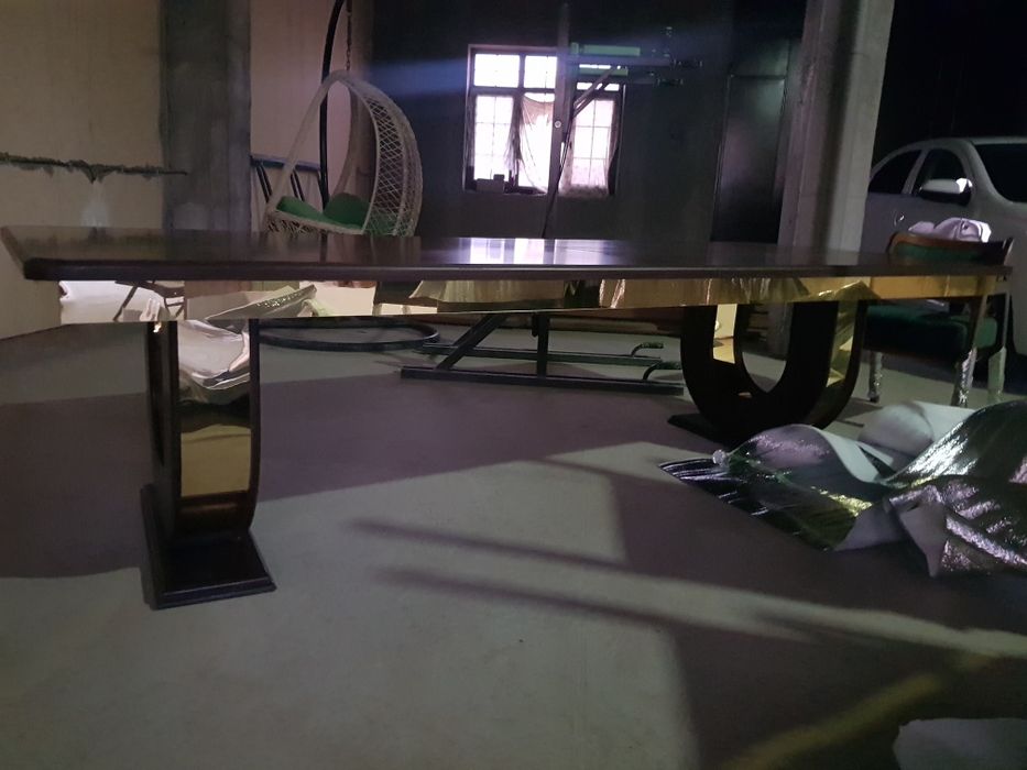 Yangi sexdan Stol va stullar