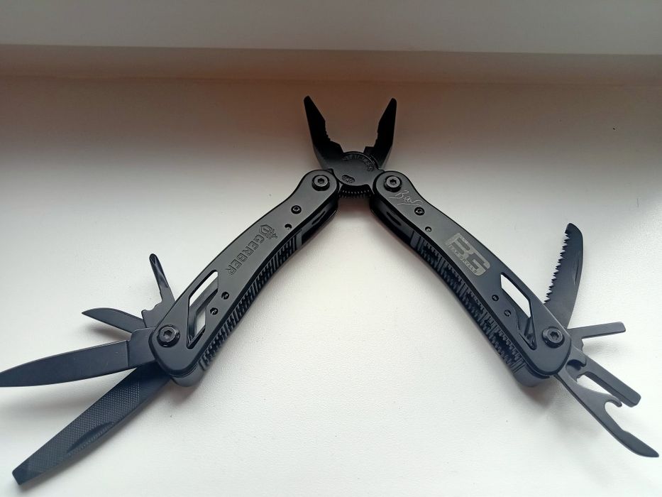 Продаю пласкогубцы(брелок отличный подарок)