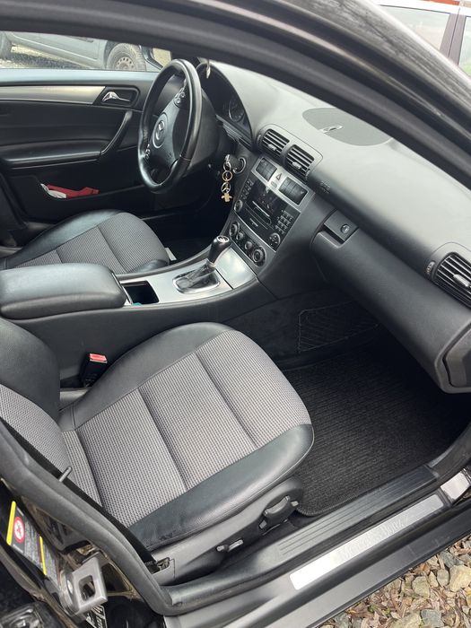 Mercedes C-class C220 automat w203 diesel 2007