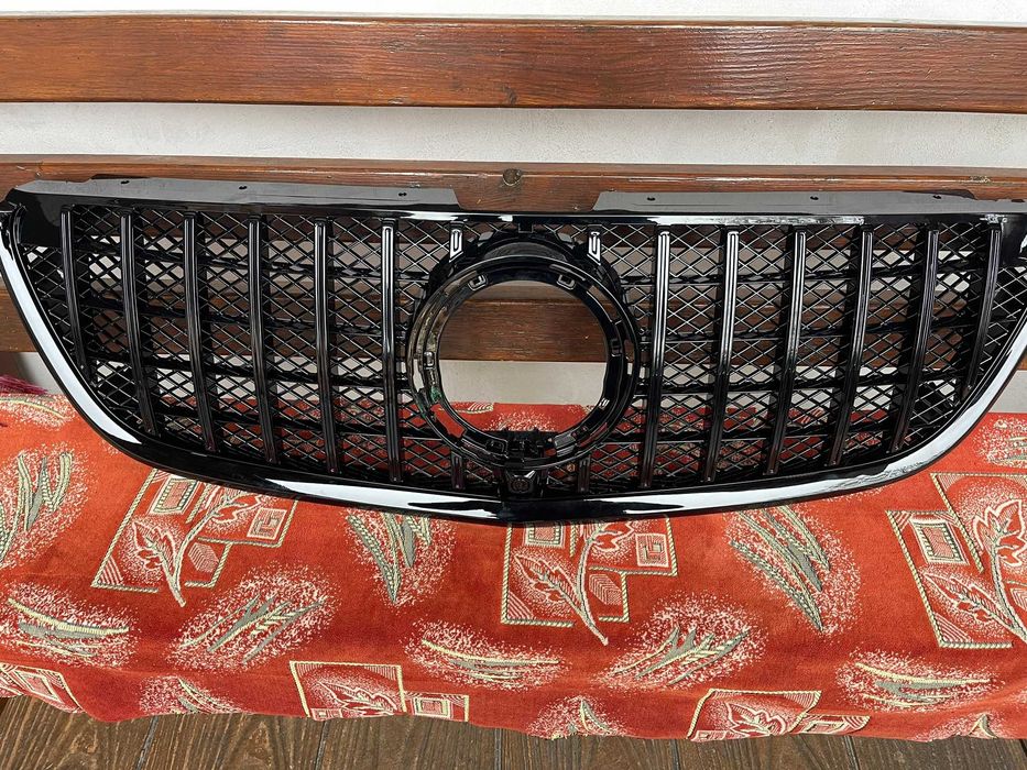 Vand grilă Vito W447