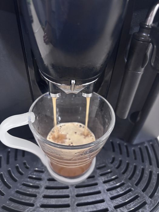 Espressor automat Delonghi