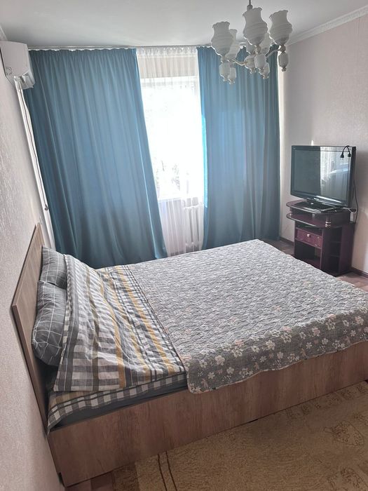 Сдам 2-х комн.кв. Ночь/часы. район рынок Алтай, супер-т "Дина"