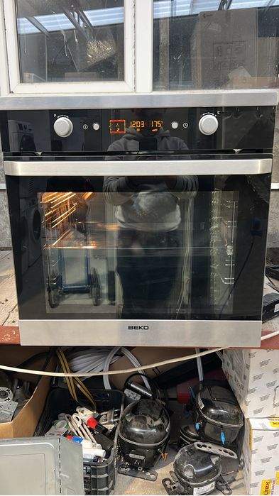 Cuptor electroc Beko , functie de convectie