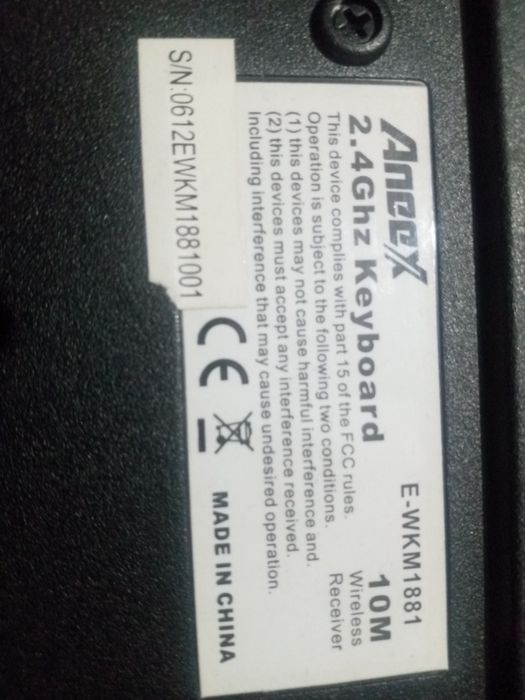 Беспроводная клавиатура с мышкой