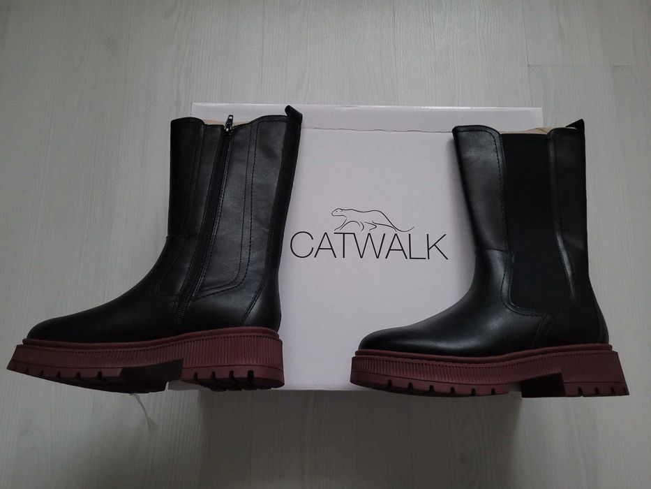 CATWALK Cizme Chelsea Negru cu Maro, Fermoar, Nr 36, NOU, Cutie