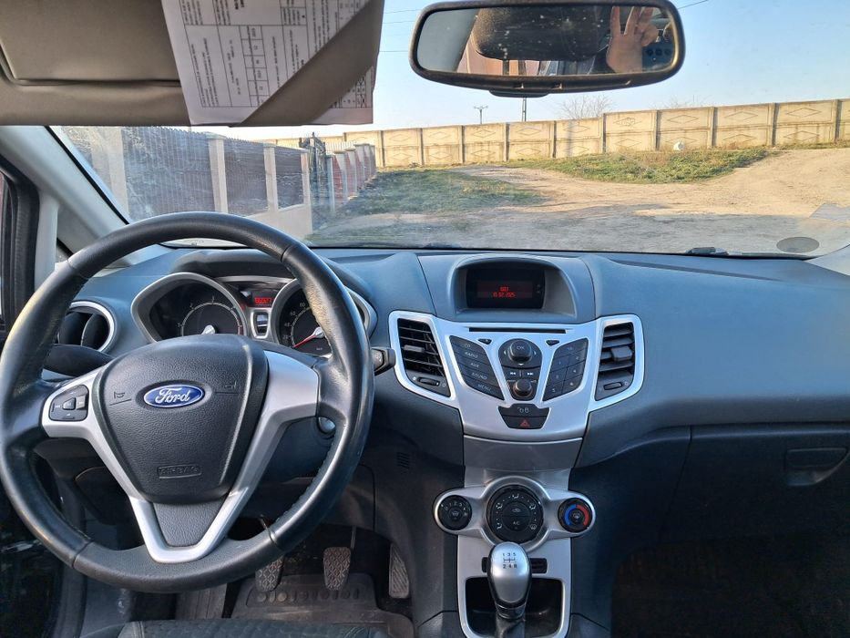 Ford fiesta de vânzare