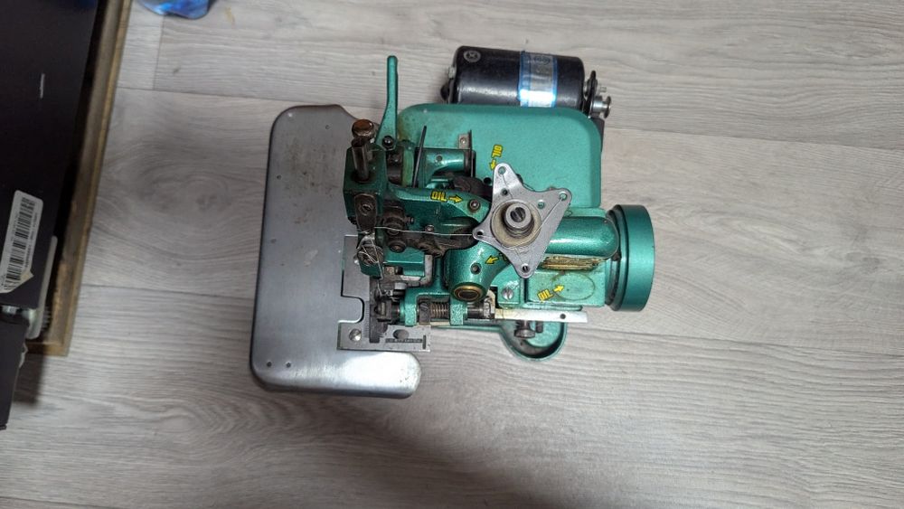 Продам.  оверлог