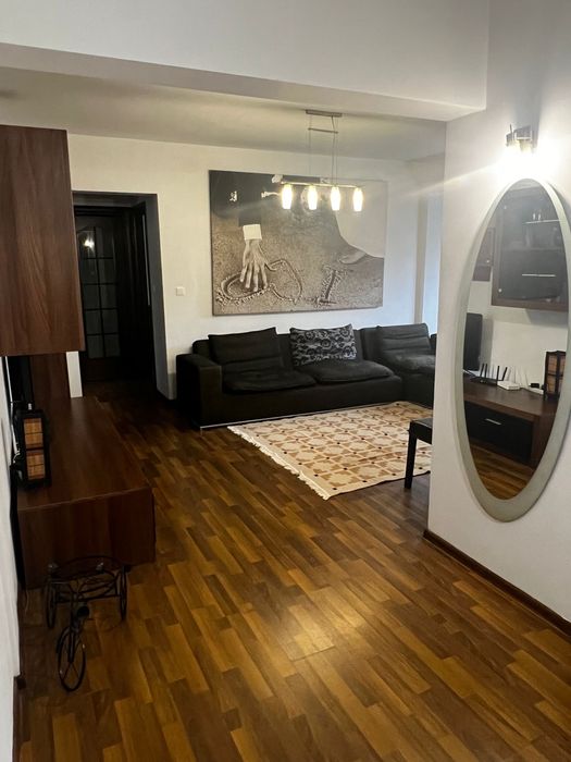 Inchiriez apartament 2 camere ultracentral