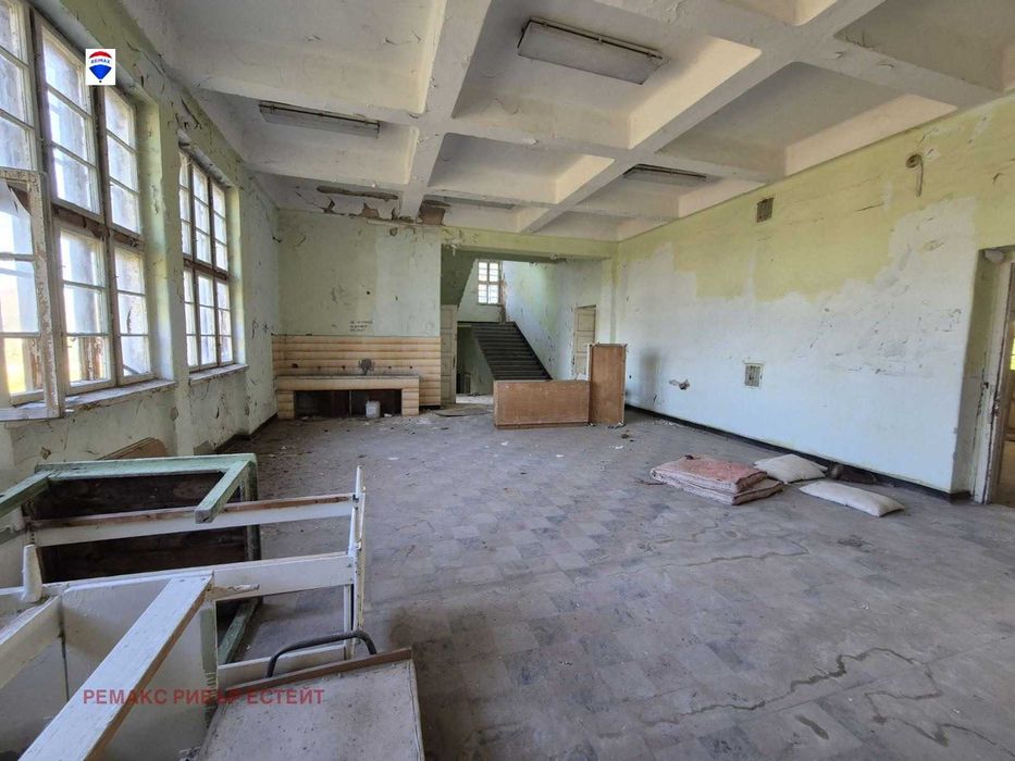 Продава се Къща в с. Николово, Област Русе - 939 кв.м за 171 €/кв.м - Снимка #12